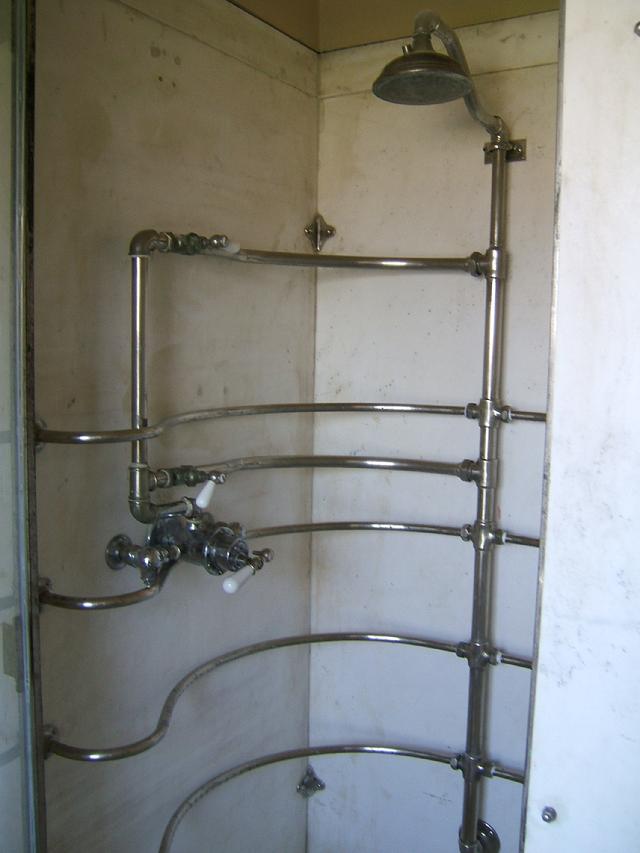 Fix Antique Faucets In Vintage Houses And Showers Toilets Kitchen